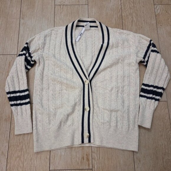 Victoria's Secret PINK Collegiate Cable Knit Oversized Cardigan- Natural Heather - Picture 3 of 7